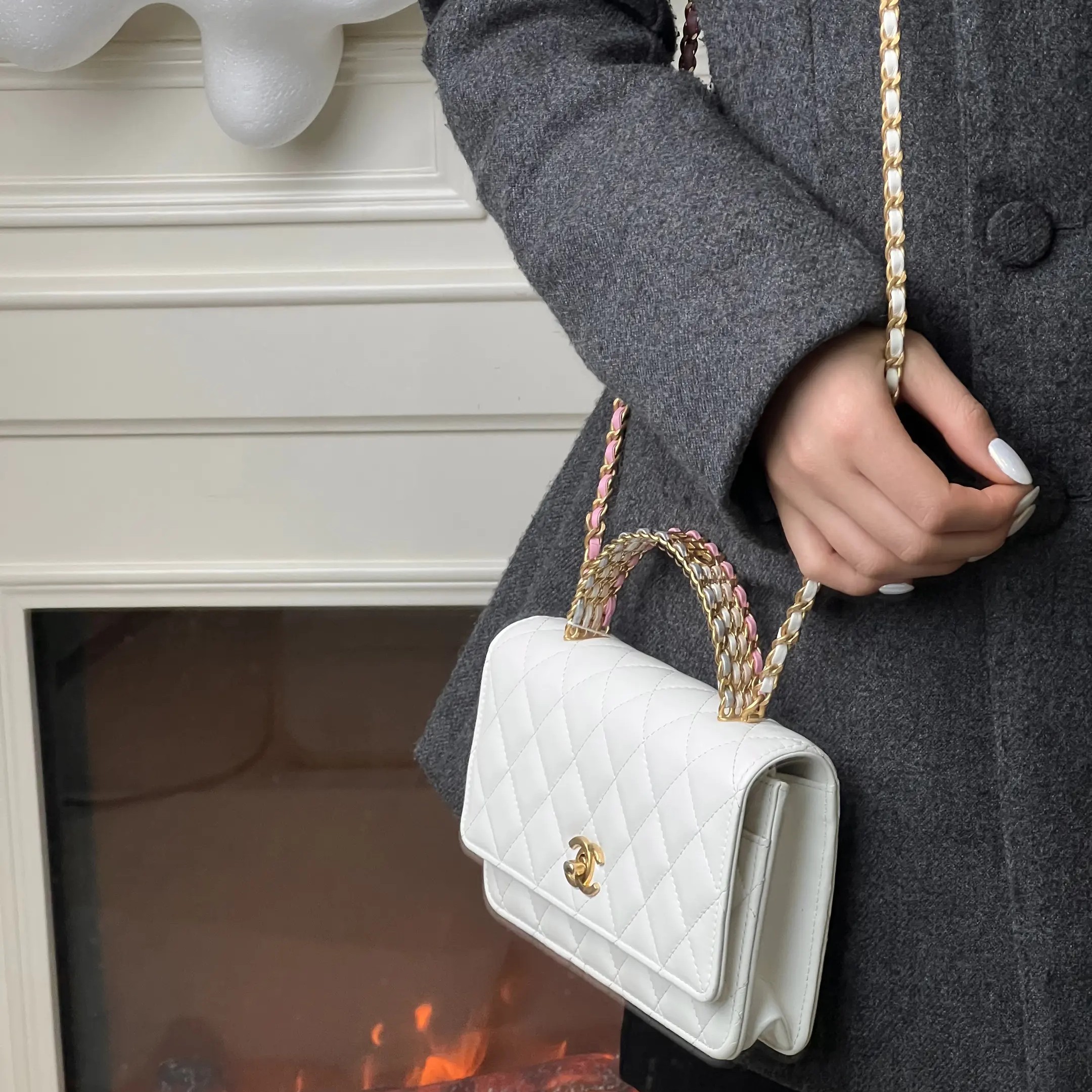 99新 Chanel/香奈儿 23p彩虹手柄woc白金羊/甄选