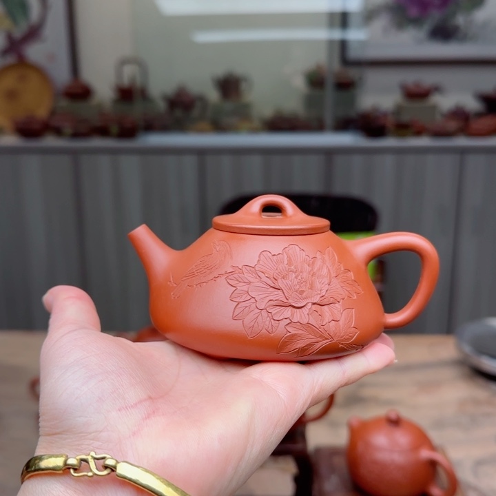 紫砂茶壶朱泥200 c C夫妻双国工作品