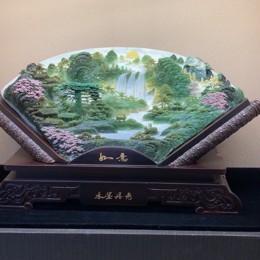 【闪购商品】蛇纹石玉未镶嵌摆件覆膜