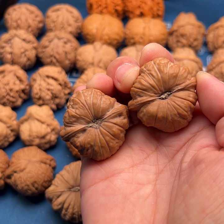 文玩核桃把件国**典南瓜