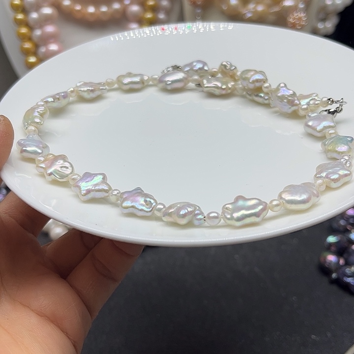 未镶嵌颈饰淡水珍珠