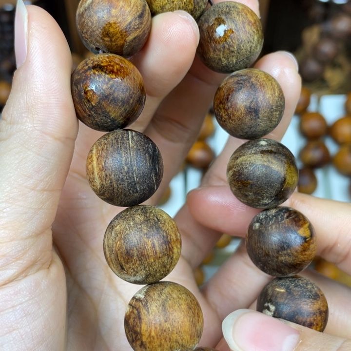 贡木把件手串手串