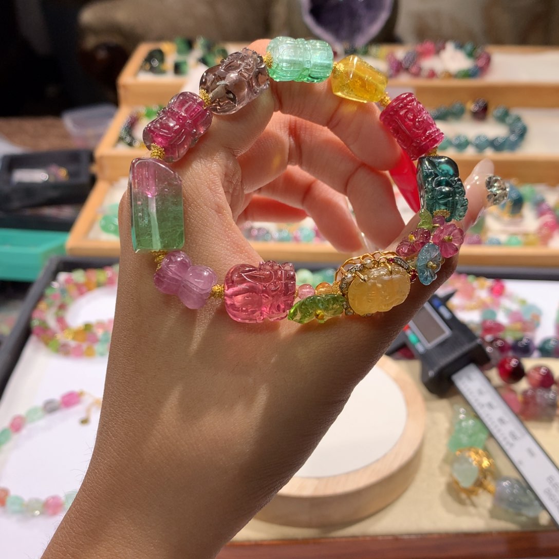 未镶嵌多样性发货其一碧玺