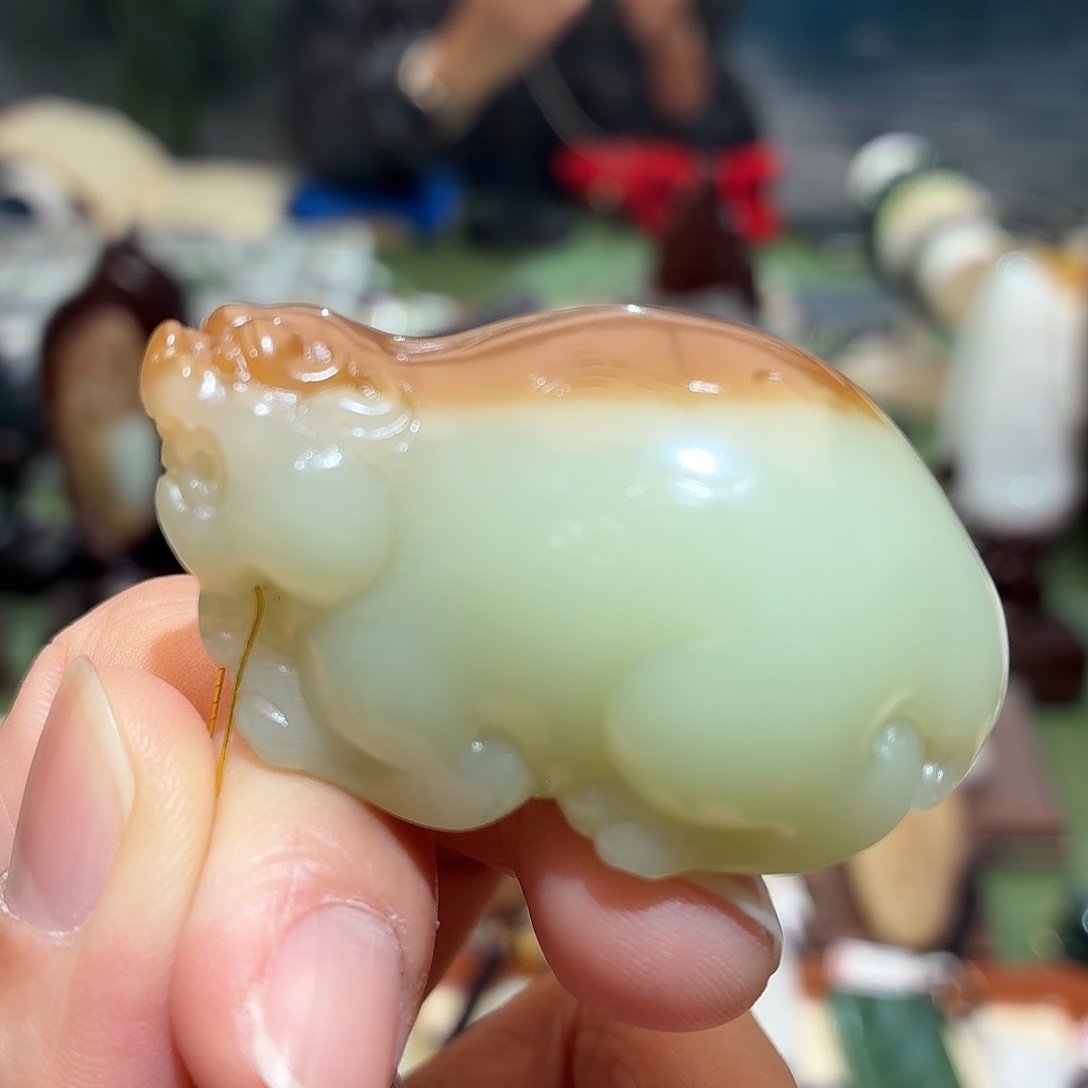 和田玉（糖玉）未镶嵌挂件