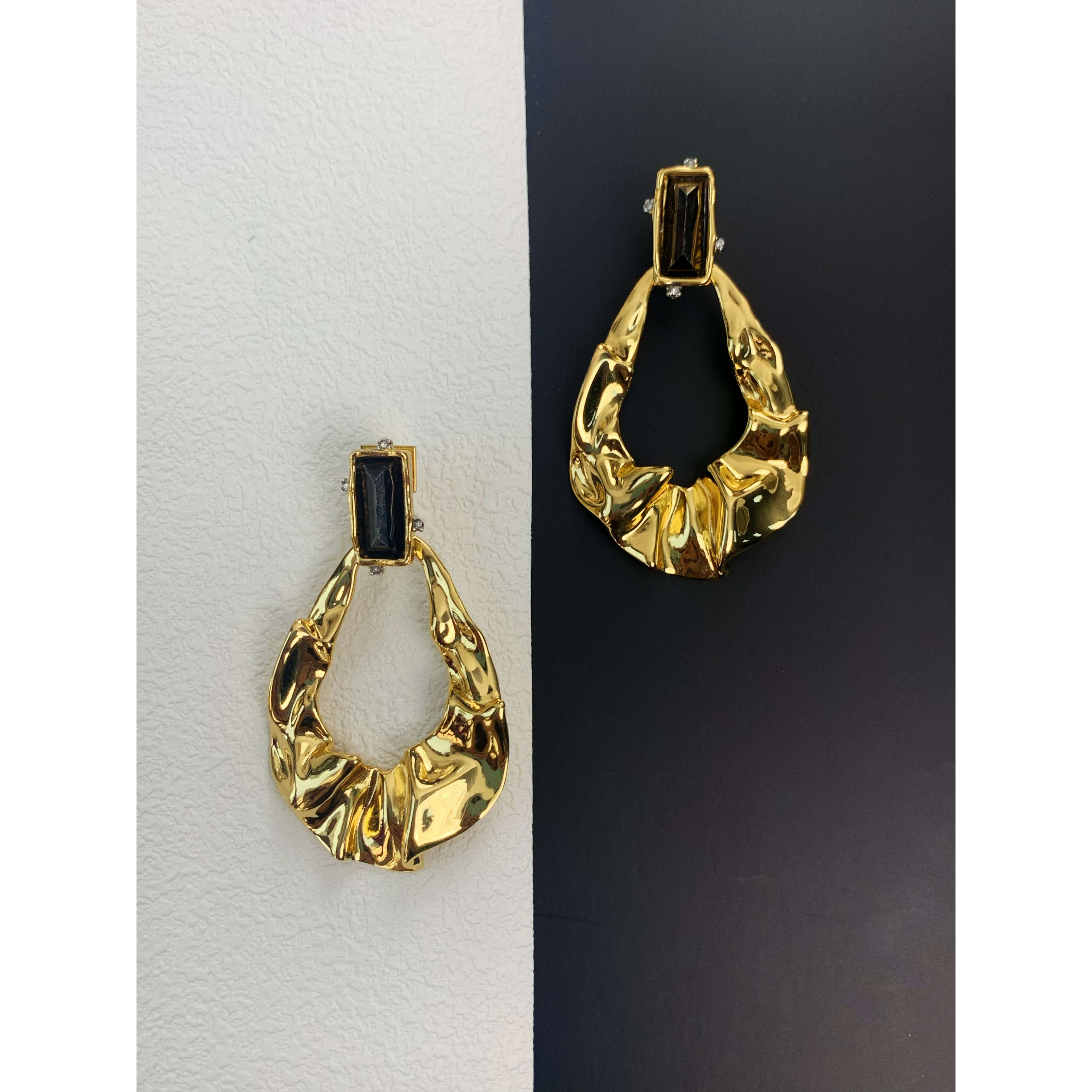 非金属耳饰 外贸小众鬼才设计复古金色不规则褶皱面高级感个性耳