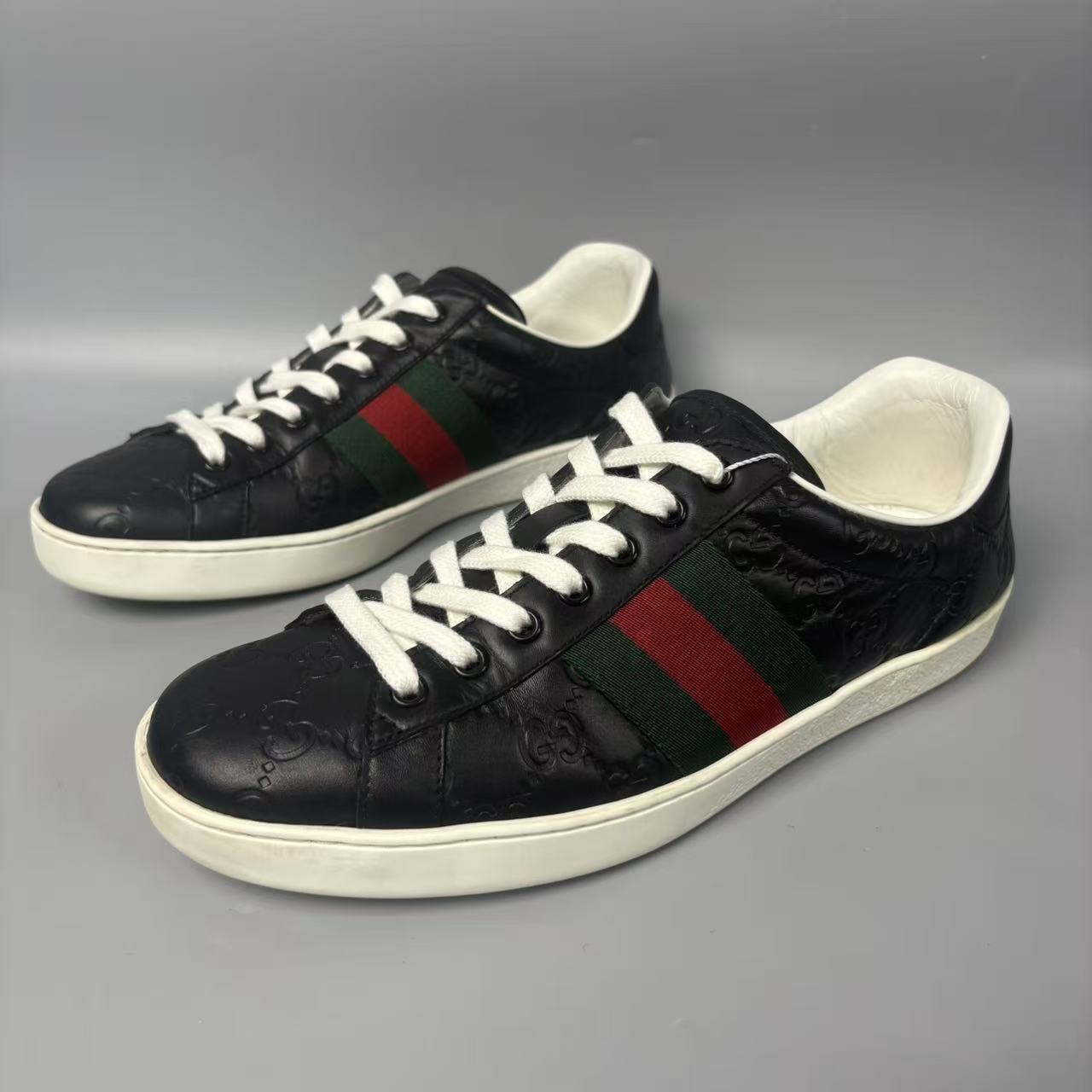 95新 GUCCI/古驰 黑色压印织带板鞋41欧码 jx717