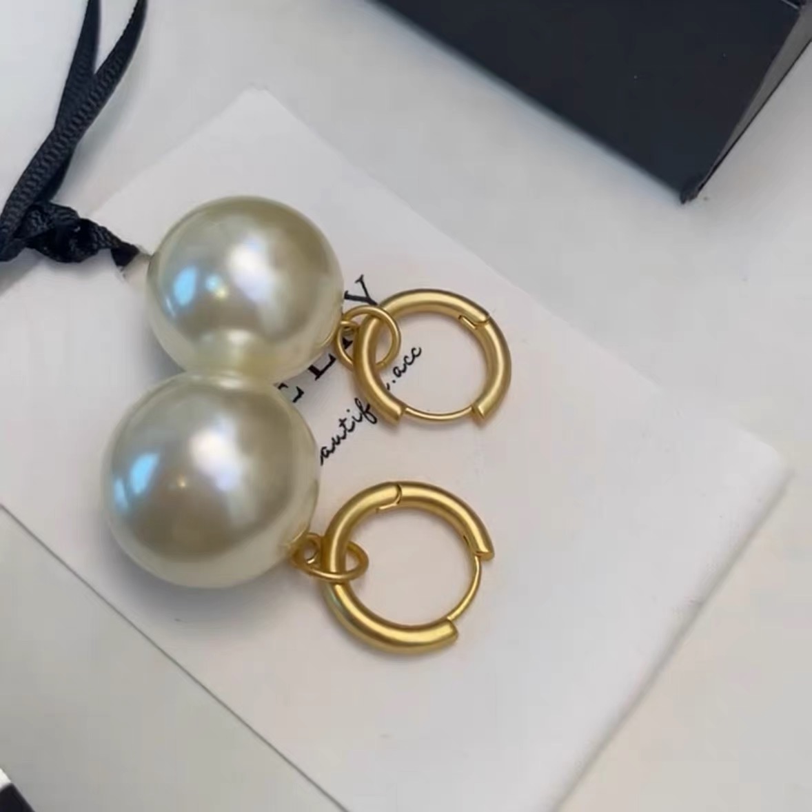 铜合金耳饰 【N88】2025爆款气质轻奢百搭简约精致网红设计师耳环