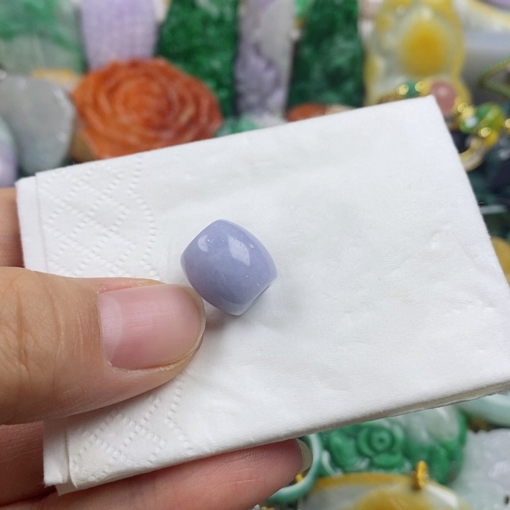 翡翠吊坠(赠链)未镶嵌