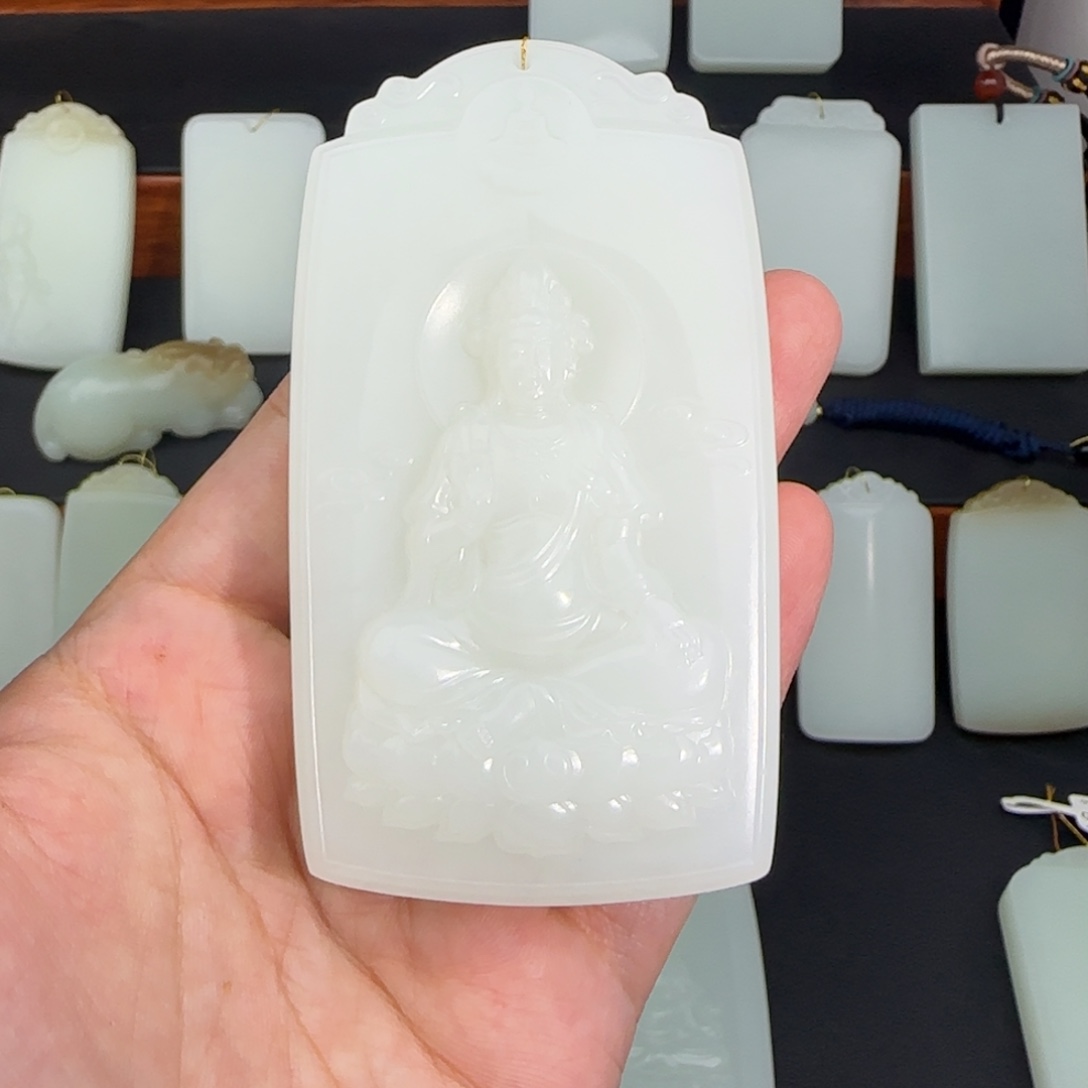 喜***心颈饰未镶嵌和田玉