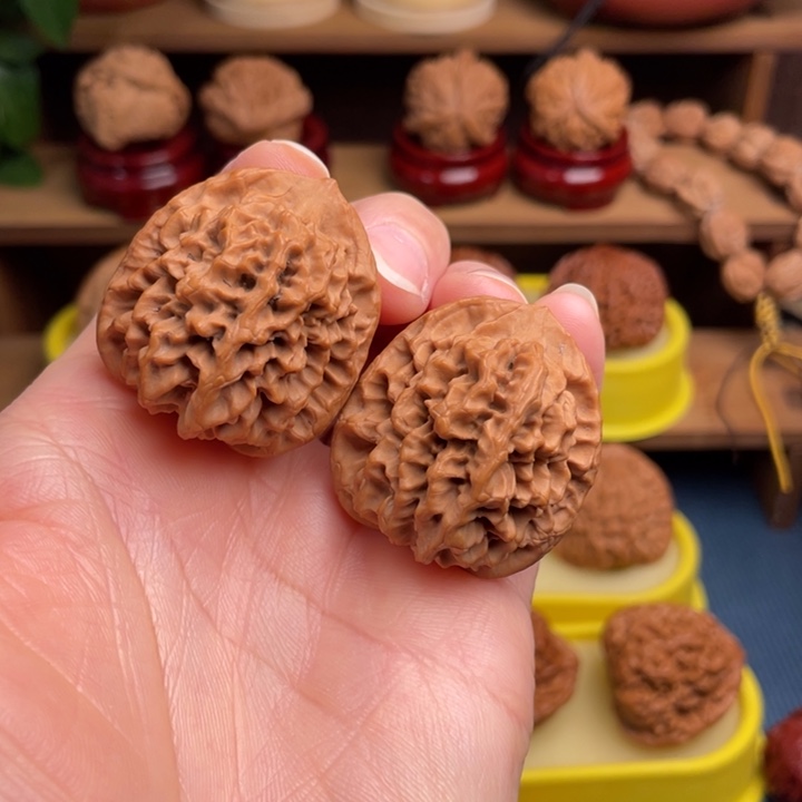 文玩核桃把件W**.秦闷35