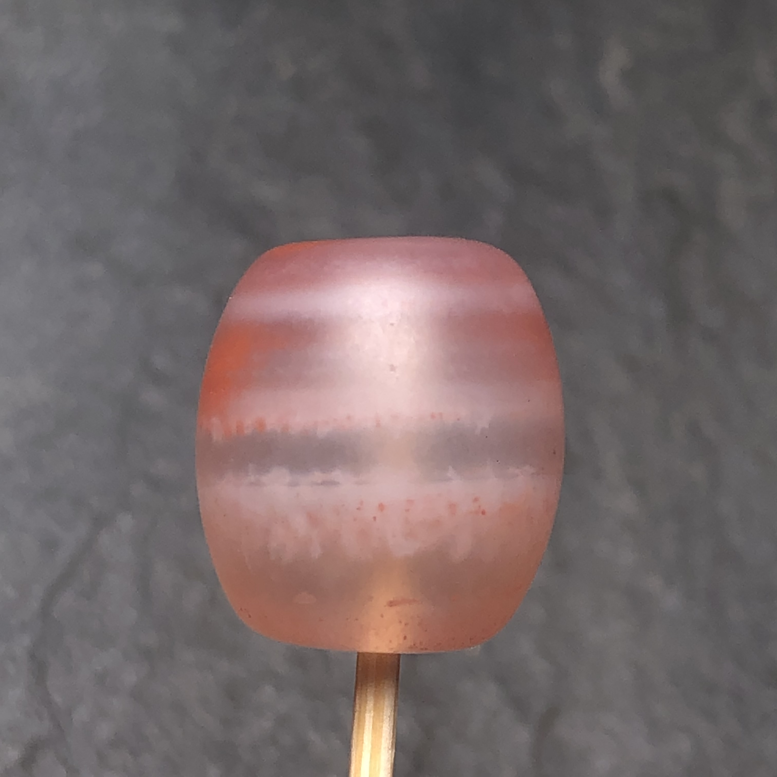 川料南红南红玛瑙纯手工打磨尺寸16x14.3毫米