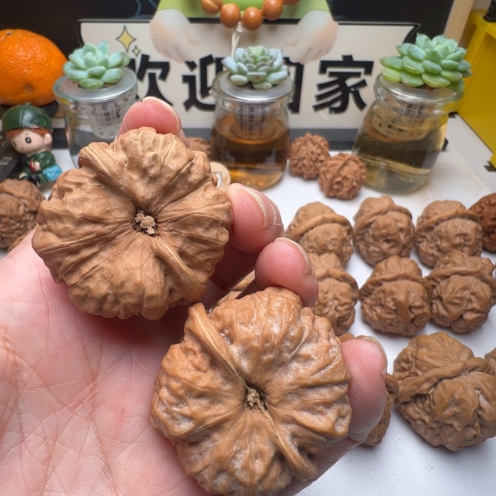 十***人吊坠文玩核桃精品蛤蟆精品链接
