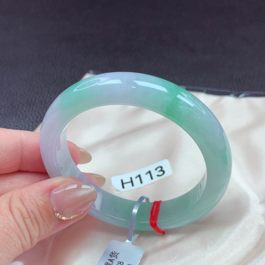 翡翠手镯未镶嵌手镯88