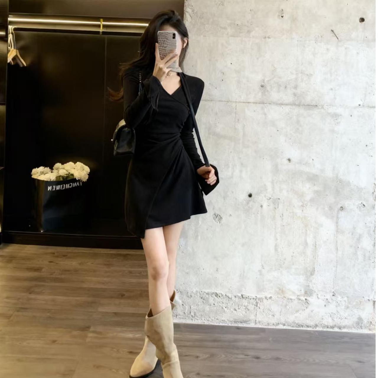 【两个裙长】长袖秋季连衣裙裙子褶皱V领显瘦连衣裙法式小个子内搭
