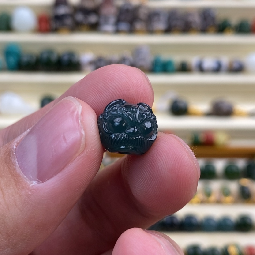 翡翠颈饰未镶嵌隔珠