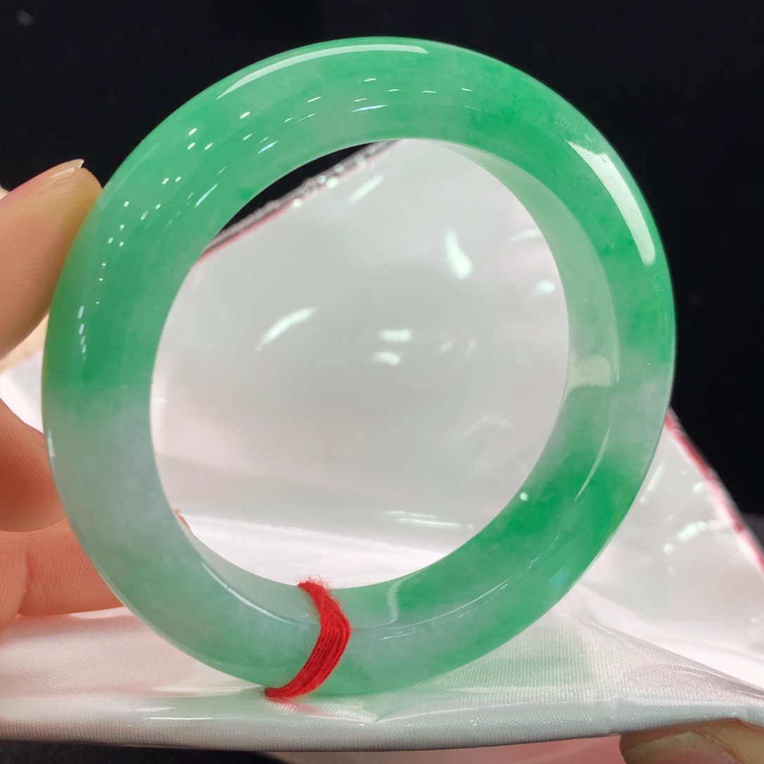 翡翠手镯未镶嵌111-1005