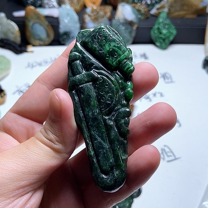 樱***新翡翠未镶嵌颈饰翡翠a货