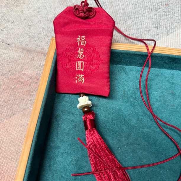 含辰砂工艺品朱砂原矿粗颗粒砂有少许杂质保真保A10克装