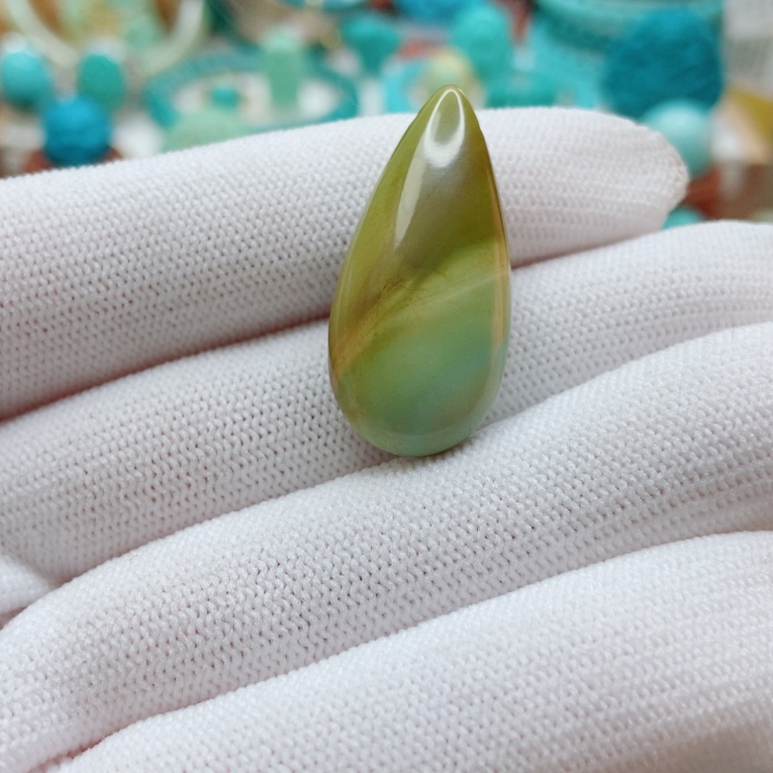 绿松石未镶嵌吊坠