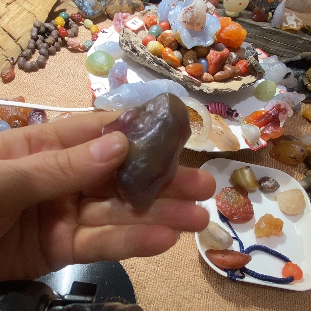 合金玛瑙/玉髓珠宝奇石