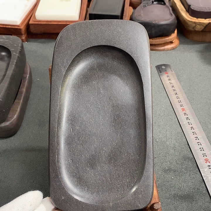 广东肇庆原石端砚