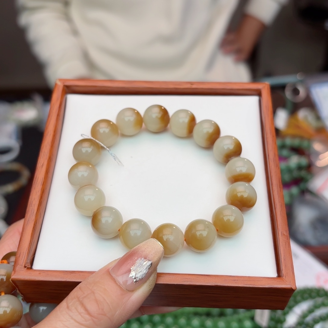 和田玉手链未镶嵌