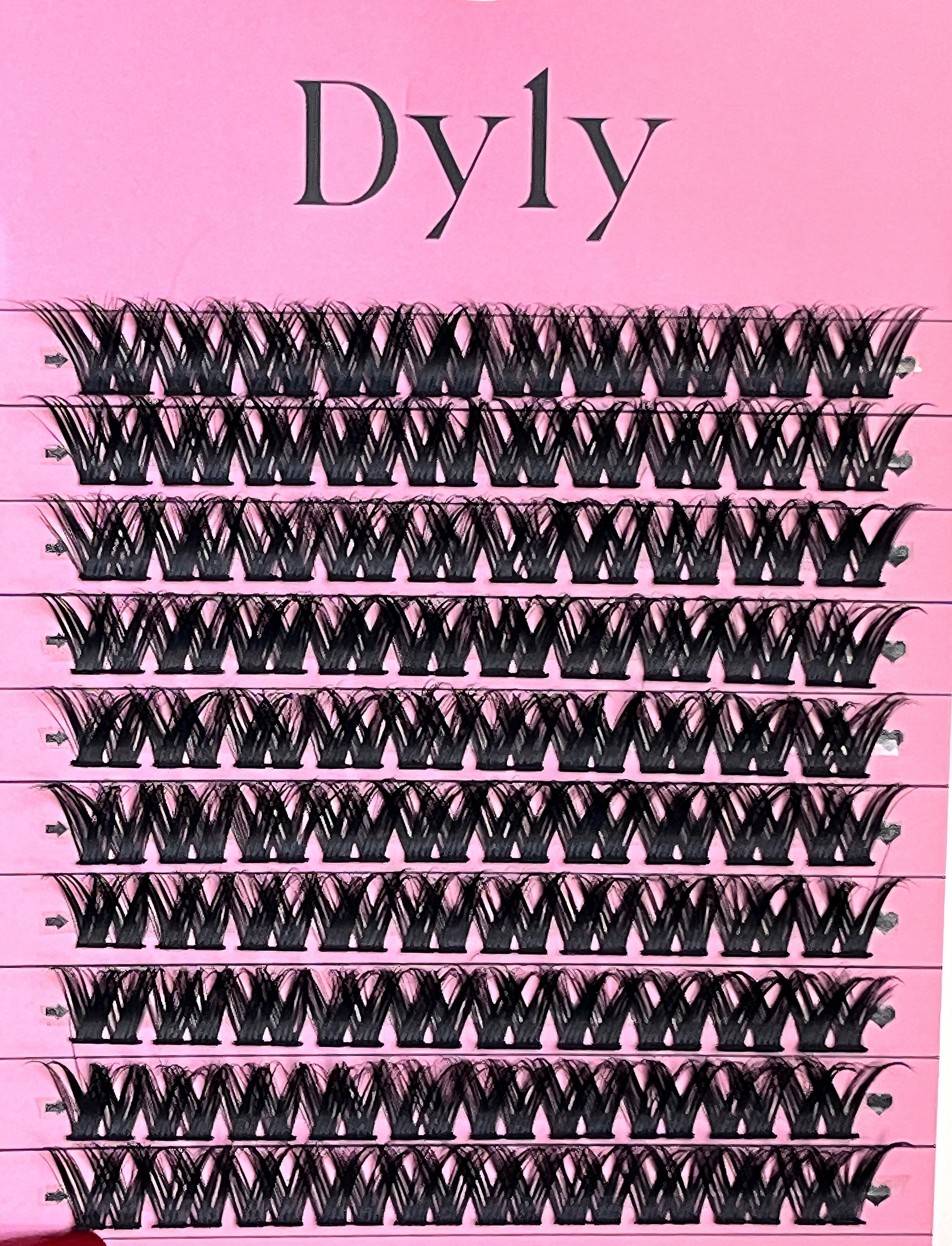 Dyly分段式双v假睫毛（不送胶水）