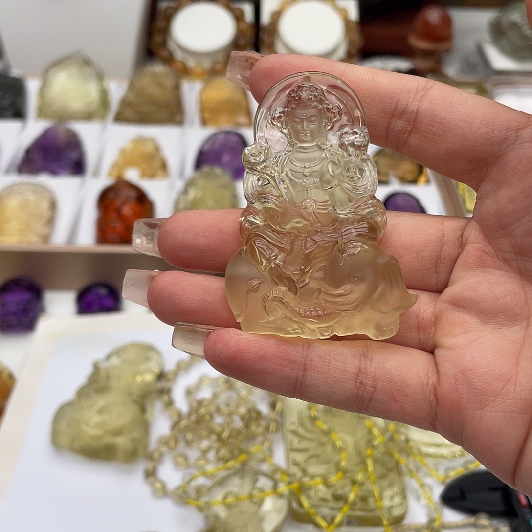 小***瀚颈饰水晶未镶嵌定制