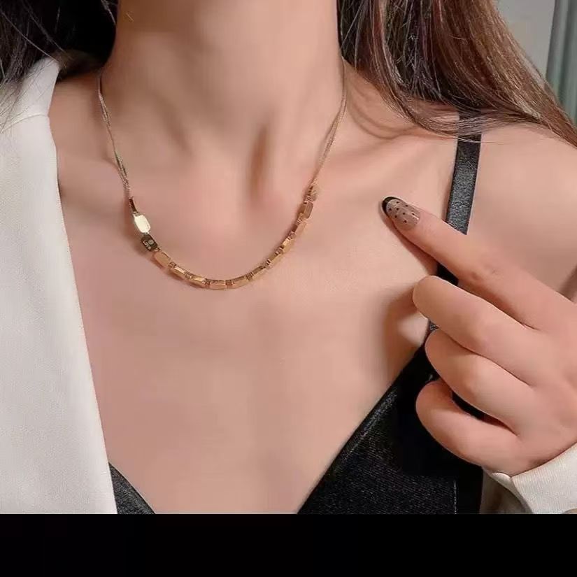 钛钢项链 女简约素款复古气质百搭锁骨链金色欧美3011
