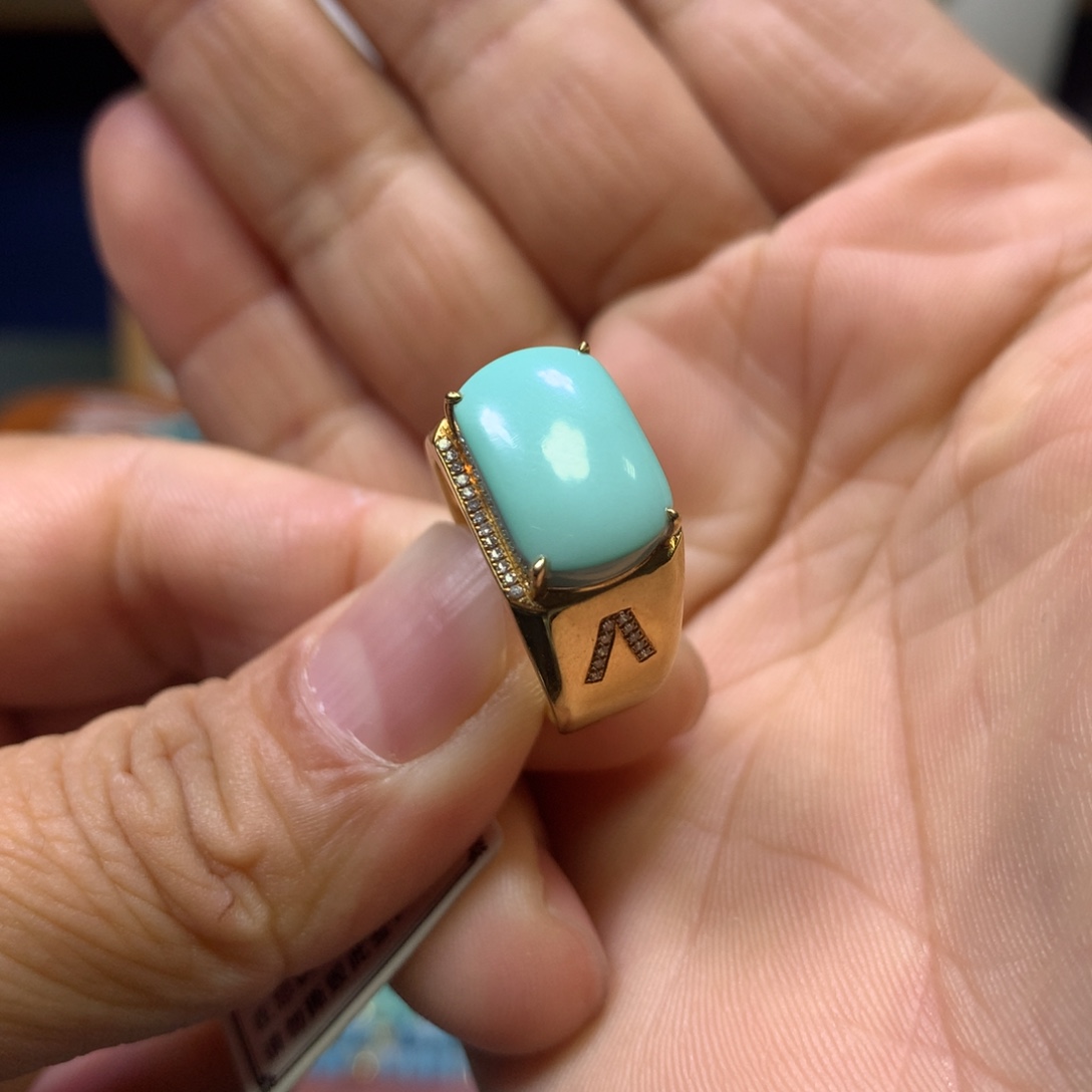 绿松石18K金镶嵌戒指