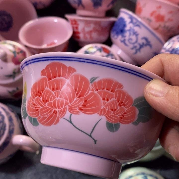 摆件陶红稀土芙蓉花4.5寸碗