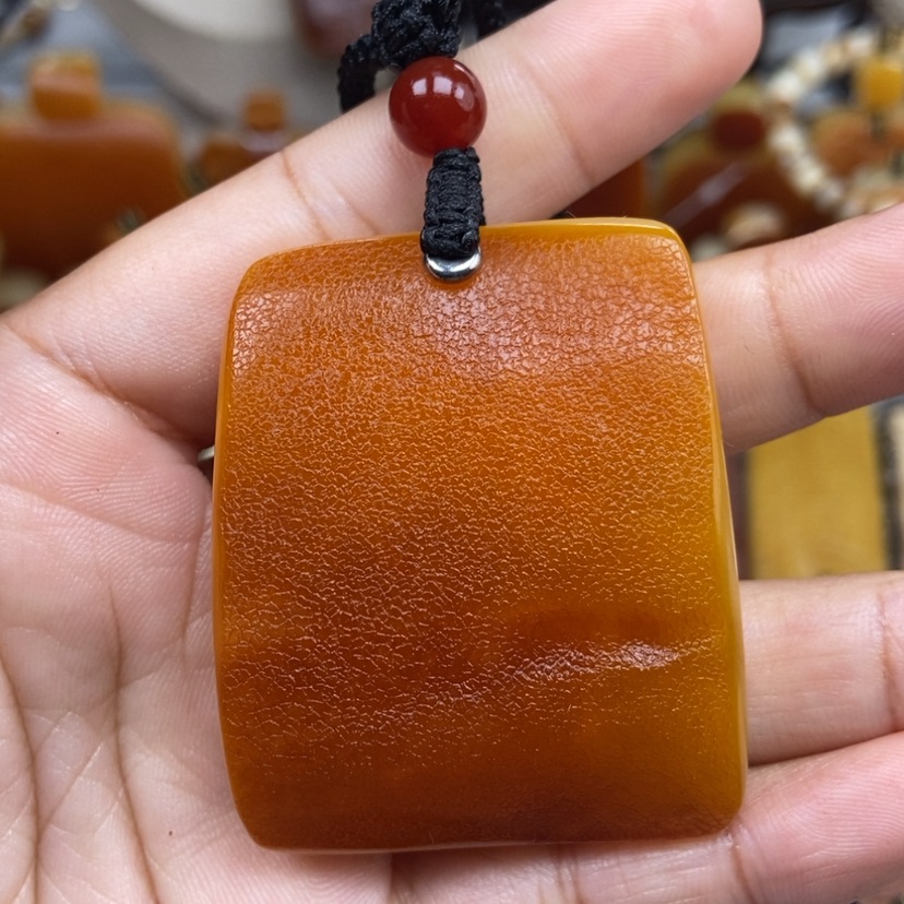 【闪购商品】未镶嵌颈饰琥珀