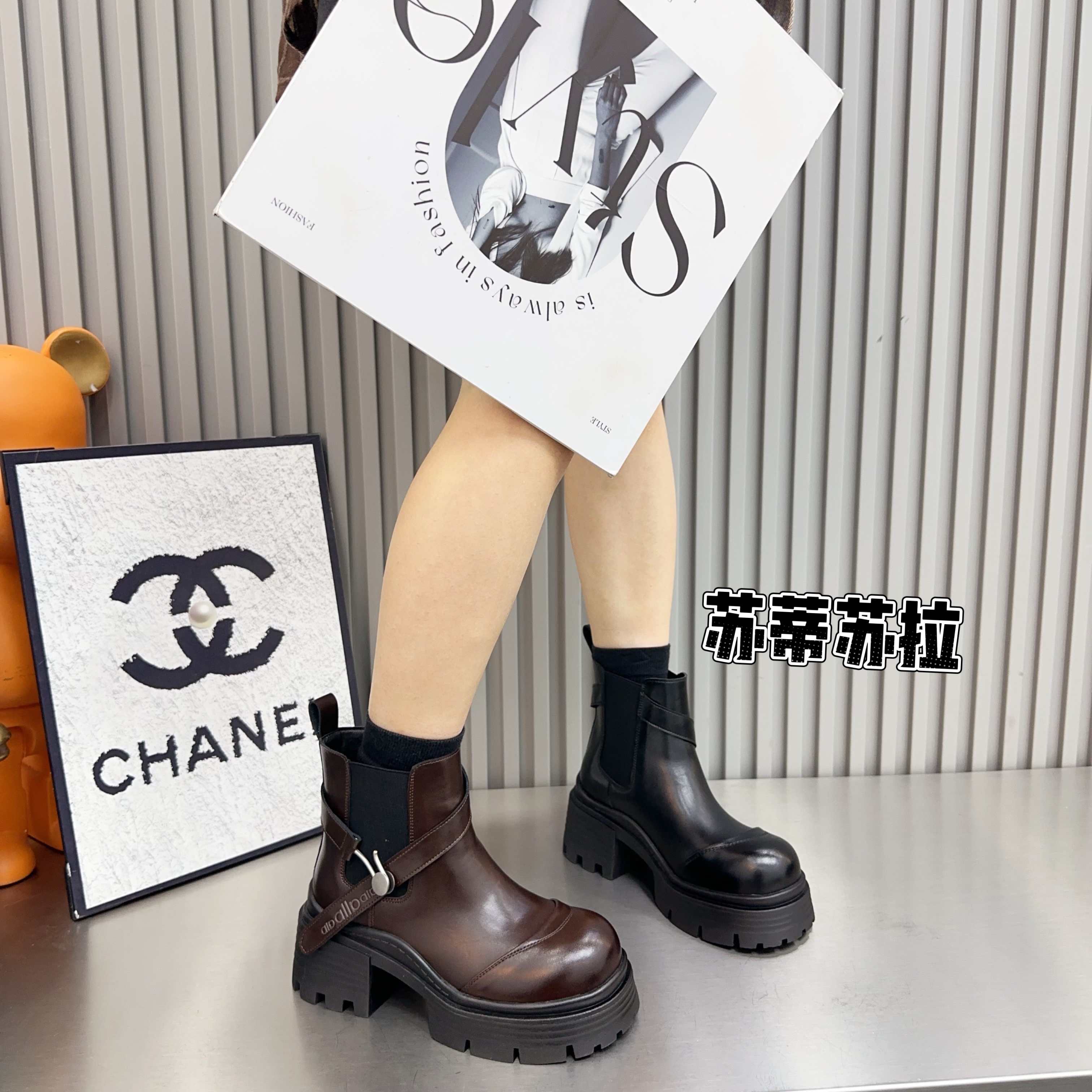 081-95黑色短靴粗跟靴子秋冬2025欧美风新款圆头时尚厚底百搭女靴