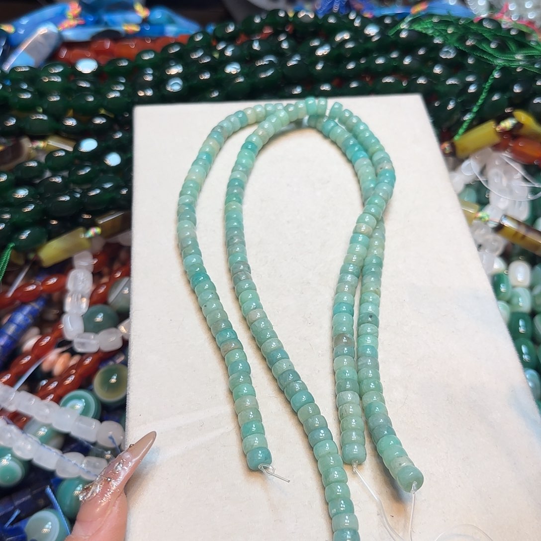 玛瑙/玉髓未镶嵌珠宝半成品天河跺珠7mm一条