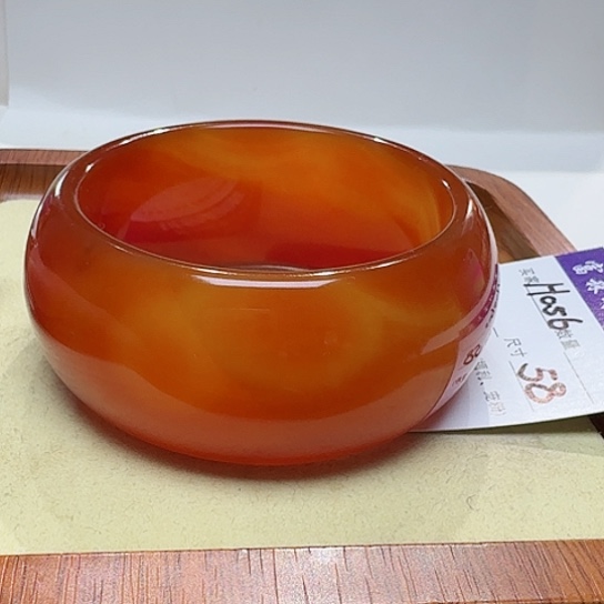 玛瑙/玉髓手镯未镶嵌萍*