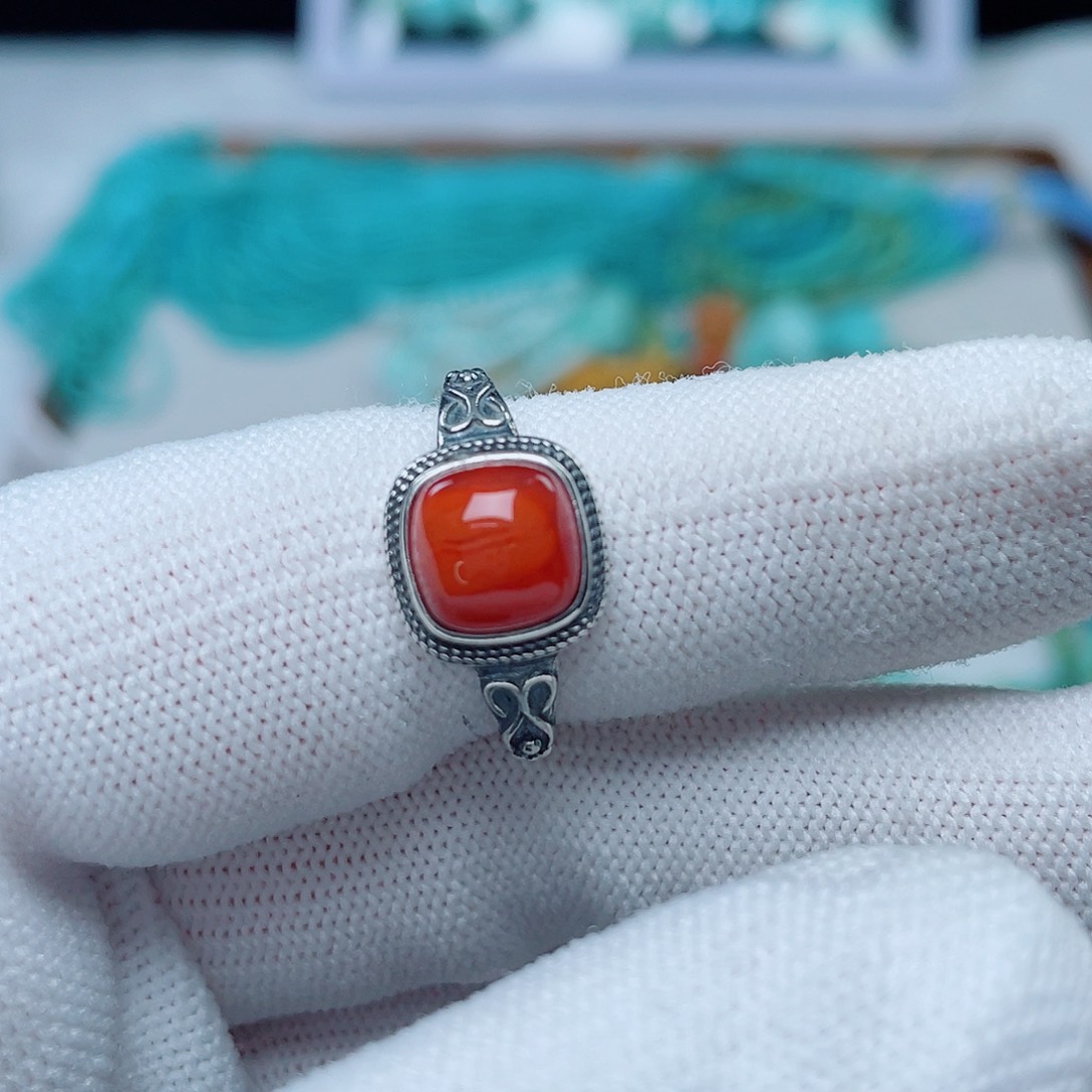 南红玛瑙未镶嵌珠宝奇石