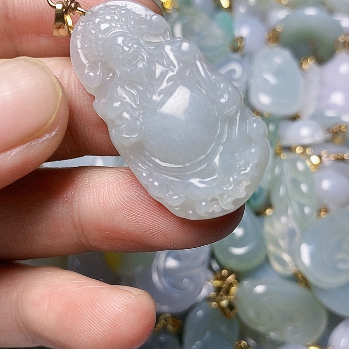 翡翠未镶嵌颈饰天然A货翡翠