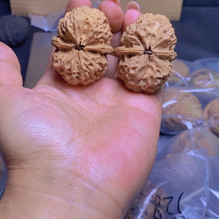 把件文玩核桃18-44mm