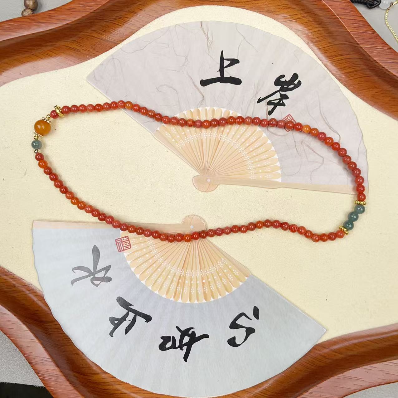 AA柿子红设计款手链 多样性发货拍一单发一个