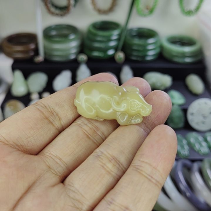 和田玉未镶嵌吊坠(不含链)