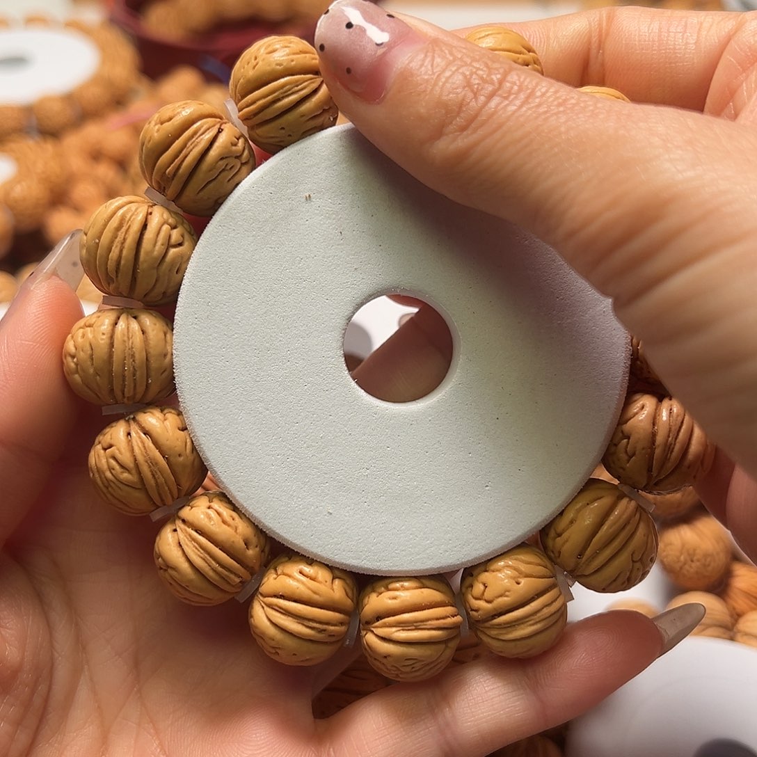 桃核吊坠肉纹元宝