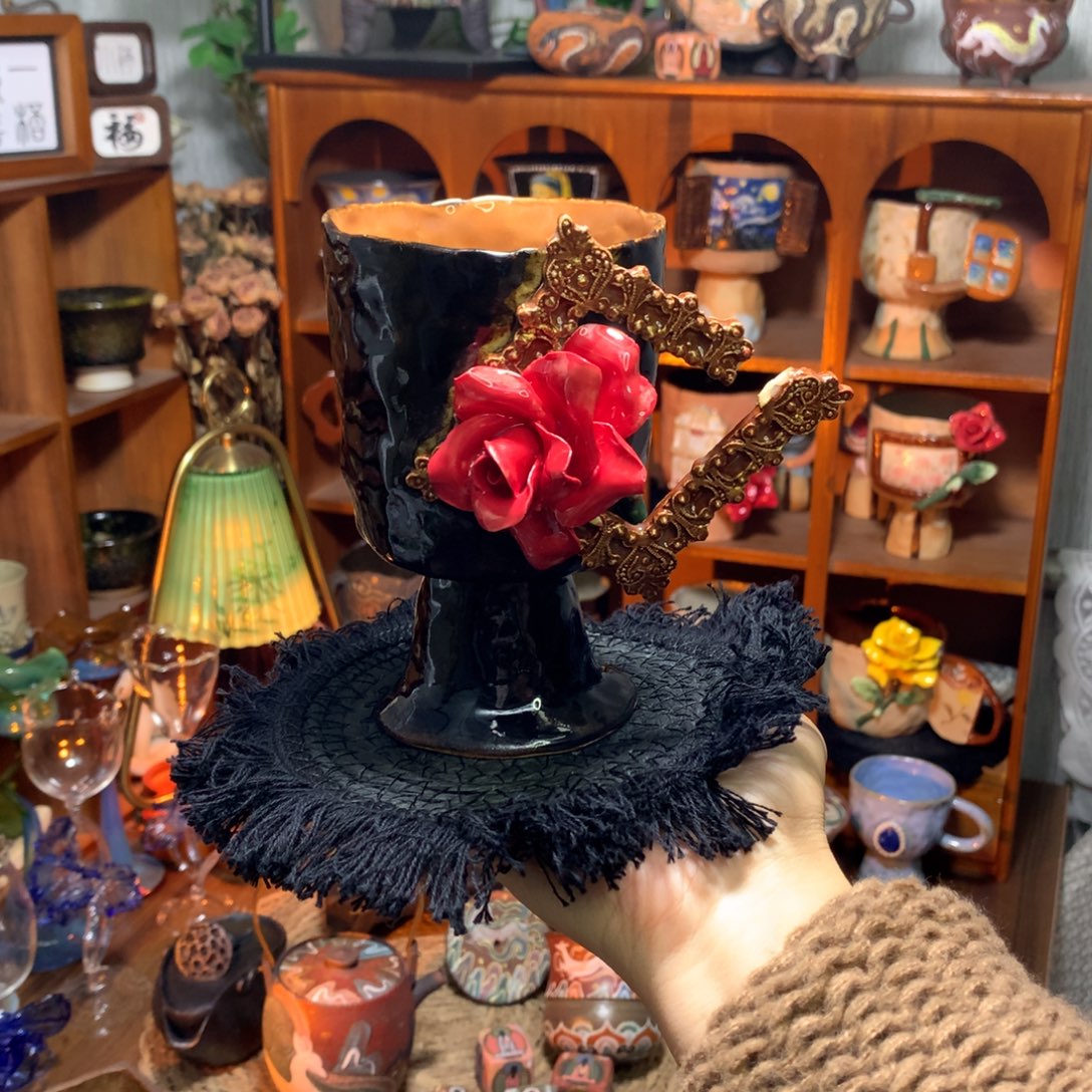 v***^陶【微瑕】油画框玫瑰高脚杯