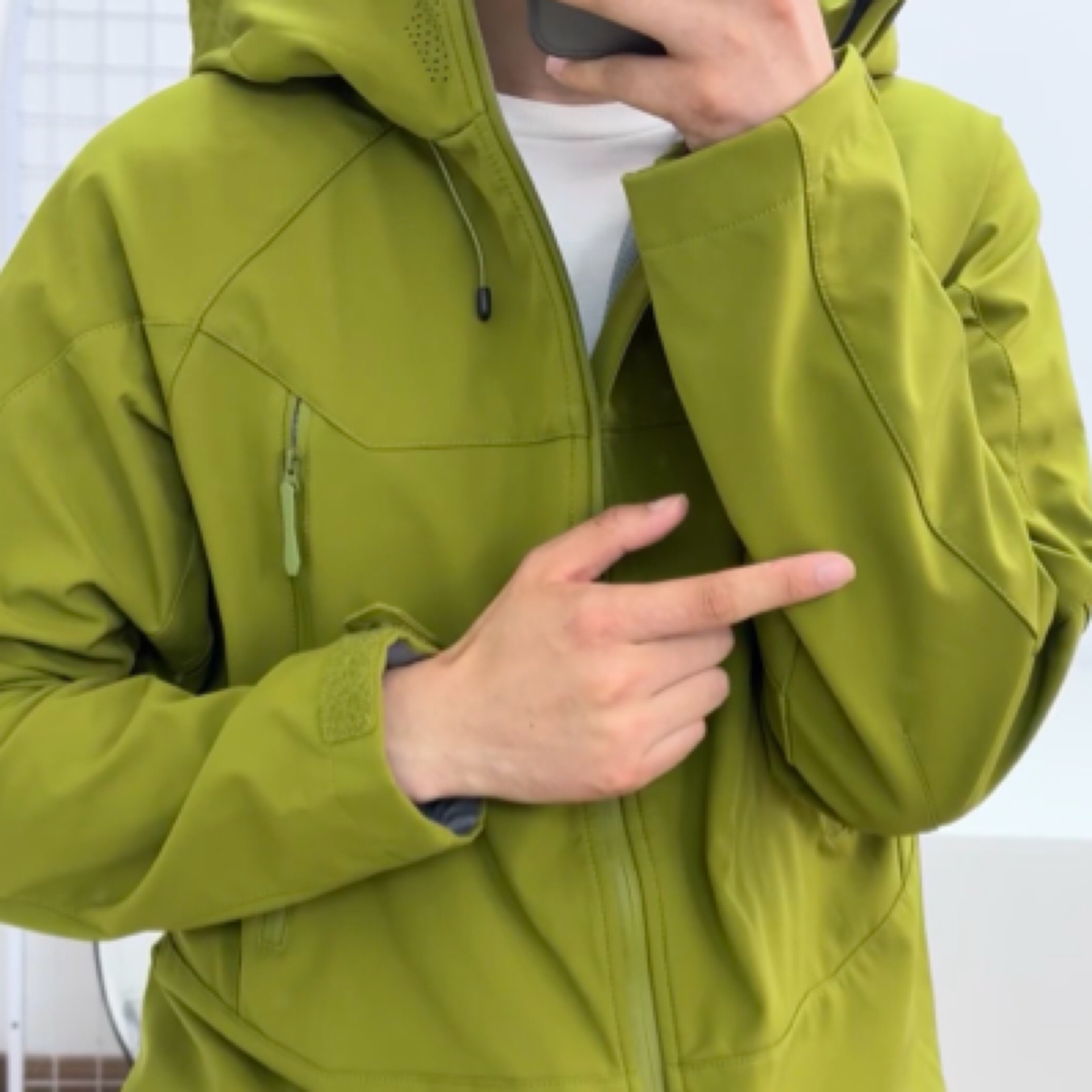 春秋新品2025户外多功能运动休闲冲锋衣