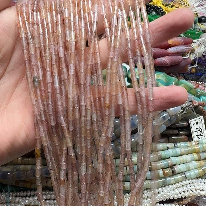 玛瑙/玉髓未镶嵌珠宝半成品一条3x6m草莓晶