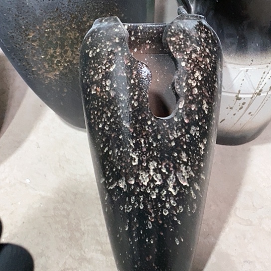 紫砂花盆口15高度38缺口黑