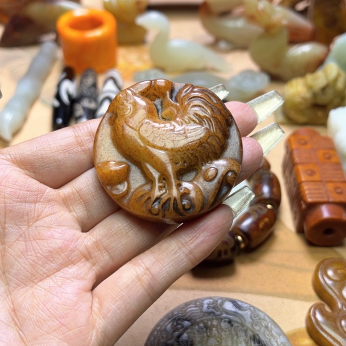 【闪购商品】蛇纹石玉颈饰未镶嵌