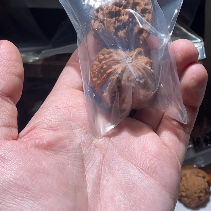 瑾***.文玩核桃把件40全品磨盘