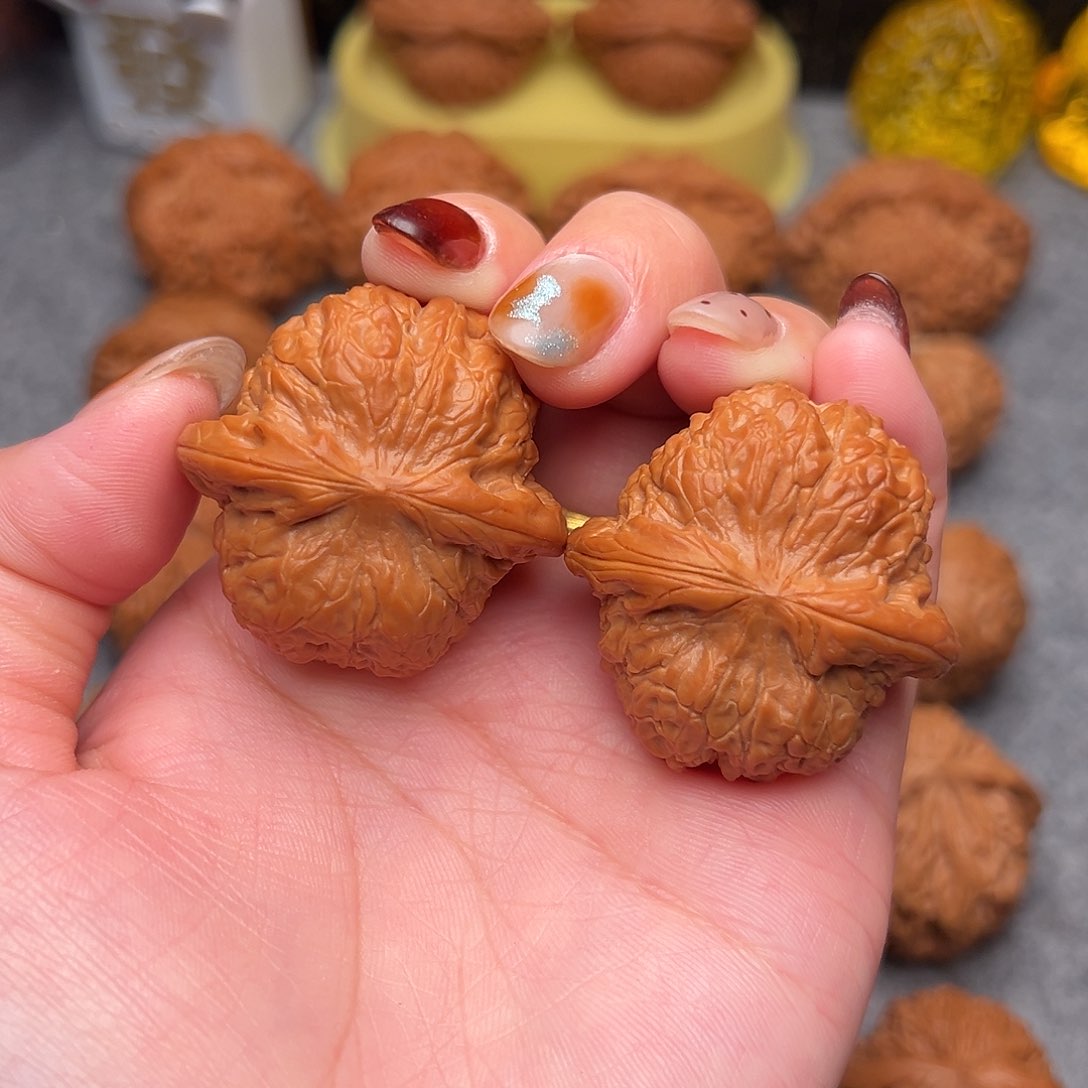 把件文玩核桃毕业精品精品血麒麟38尺寸