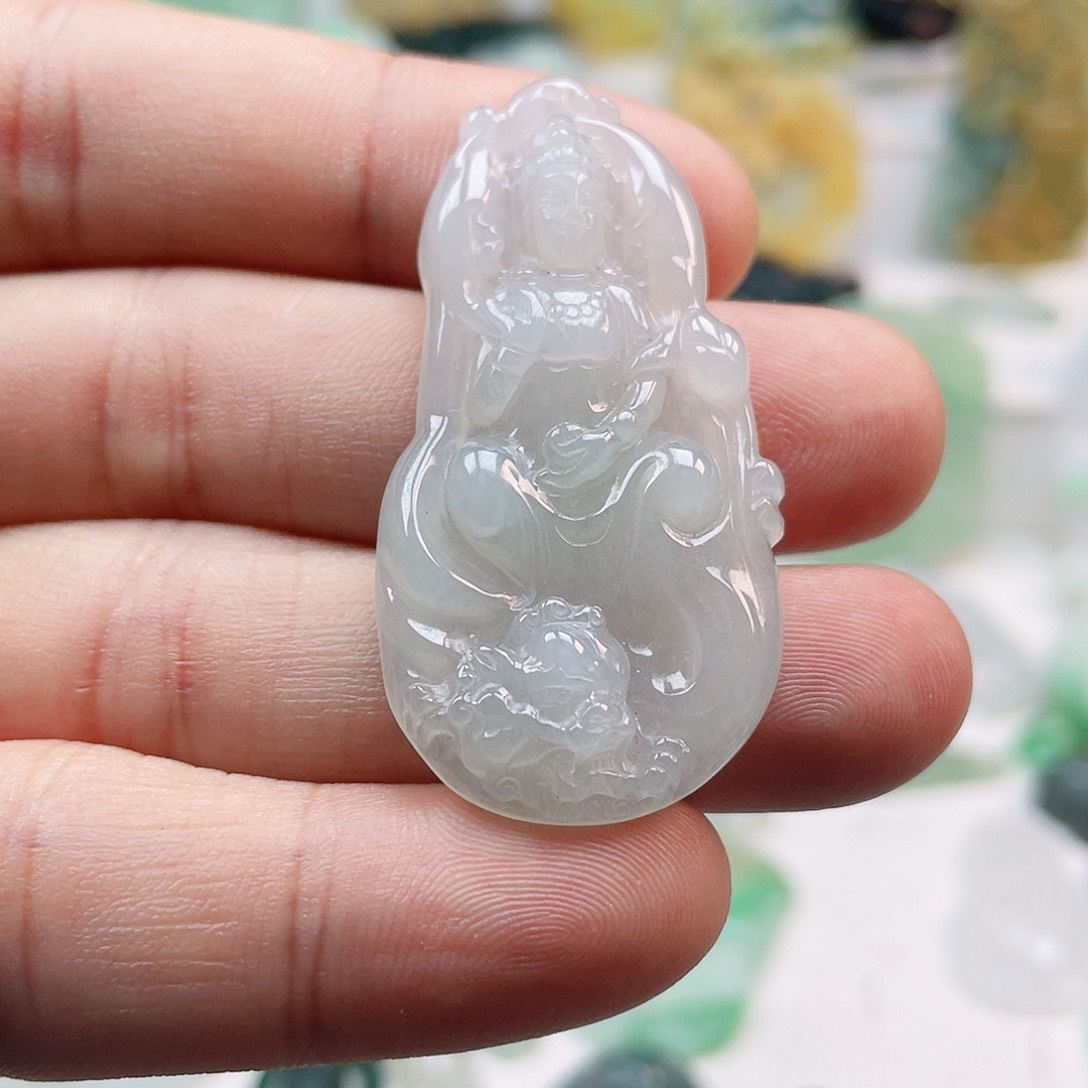 翡翠颈饰未镶嵌文殊