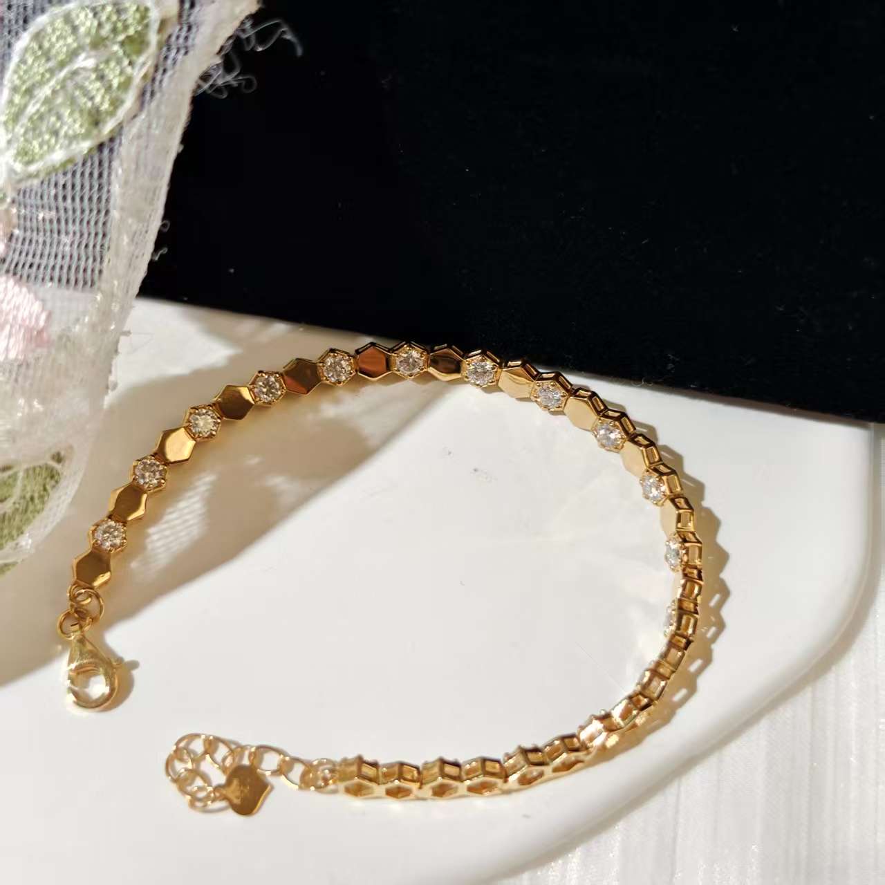 黄金莫桑蜂巢手链